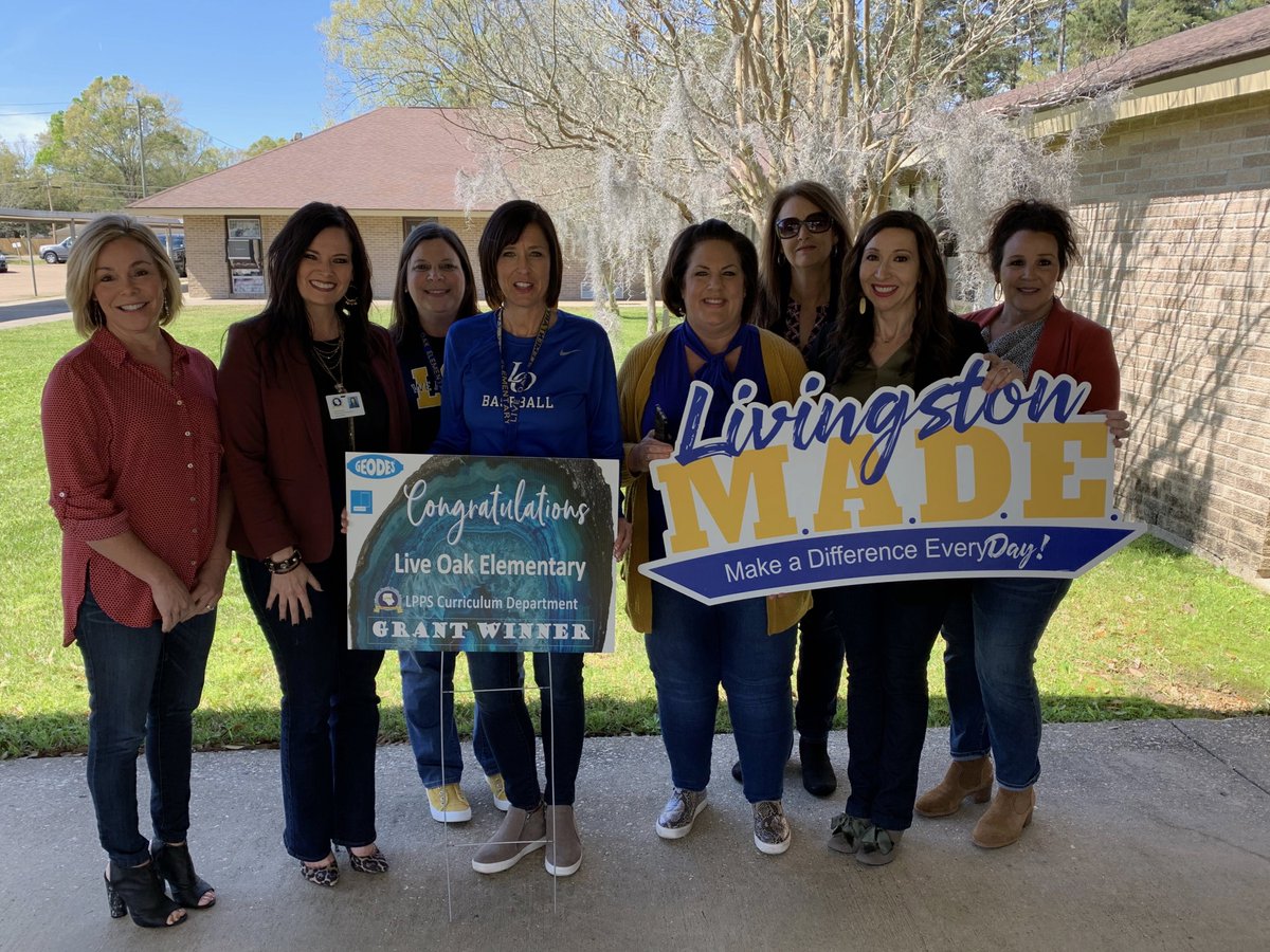 Congratulations to LOE for winning a mini grant from the LPPS Curriculum Department.  Our school is the recipient of a special reading program called Geodes.  Thanks to Ms. Dupont and Ms. Ramos for making this happen!