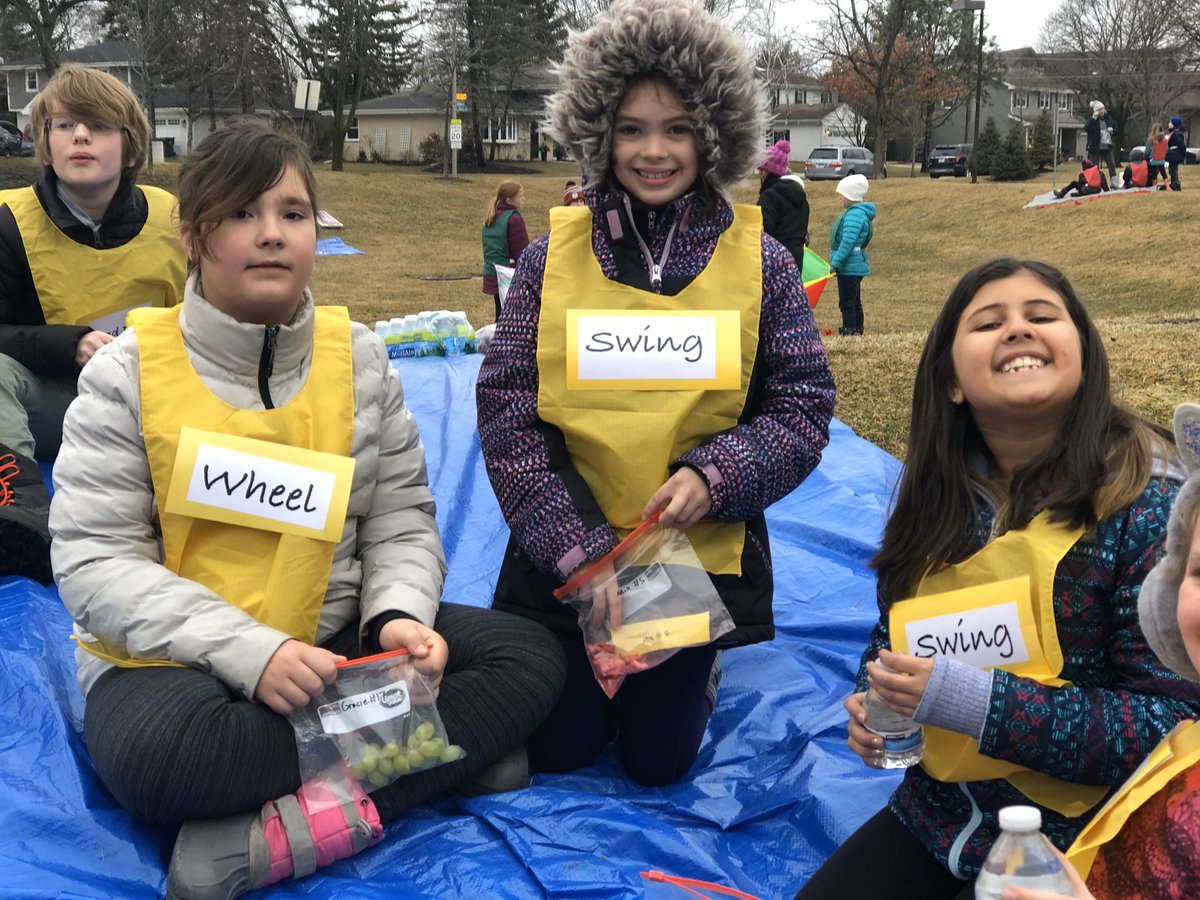 KusicielFourths's tweet photo. The #OMSIditarod is happening now!!! A huge thanks to @AHSD25Olive and @ABC25Foundation for the support! Teamwork and communication are key to success in our challenges and in the #Iditarod. #IditaChallenge #FearlessFourths https://t.co/pzeRcblPQX
