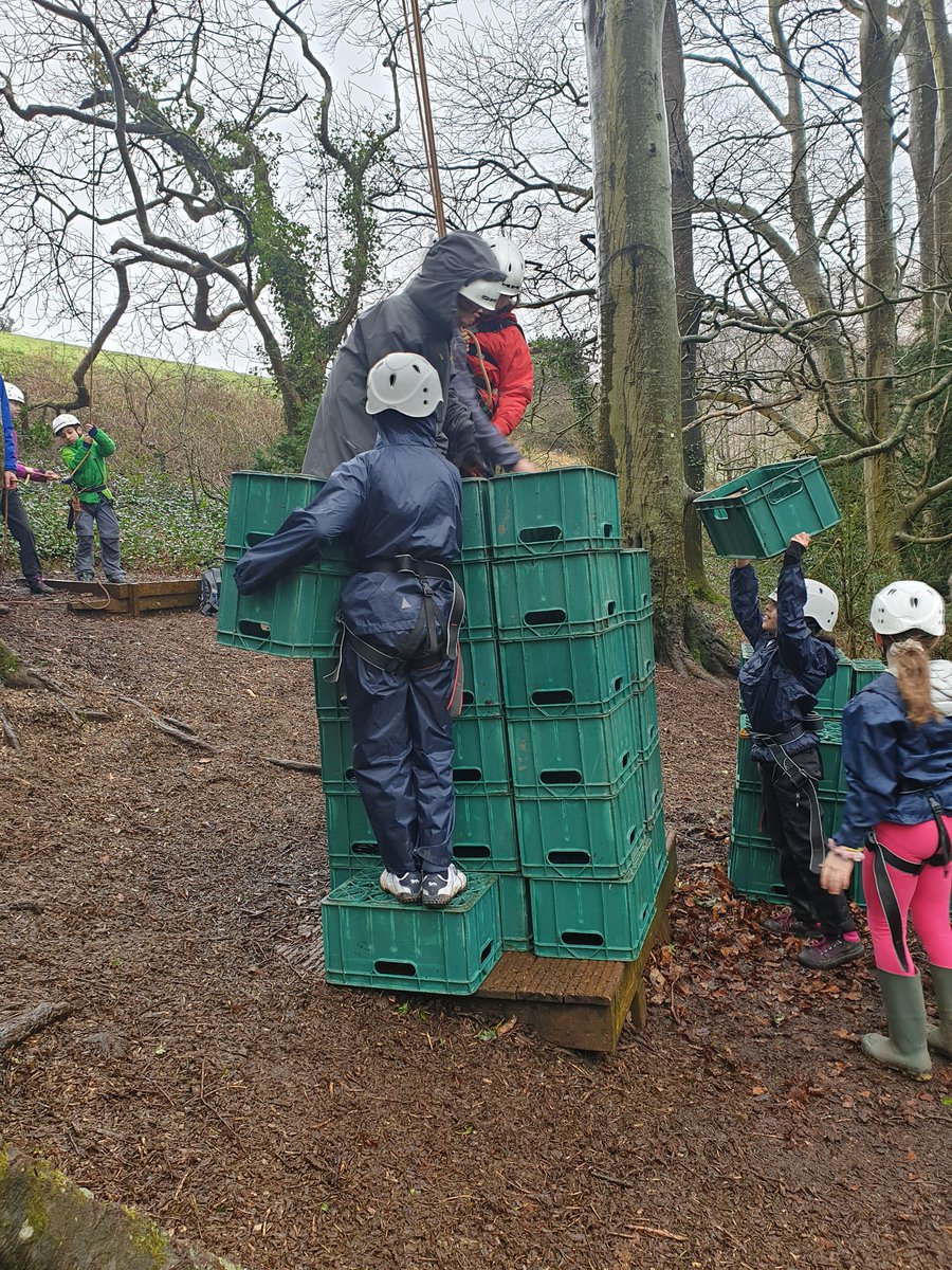 EtonEndSchool's tweet photo. An afternoon of crate stacking for Ravenclaw, flying through the trees! #WeAreEtonEnd #Devon2020 https://t.co/Z9KozNBKeG