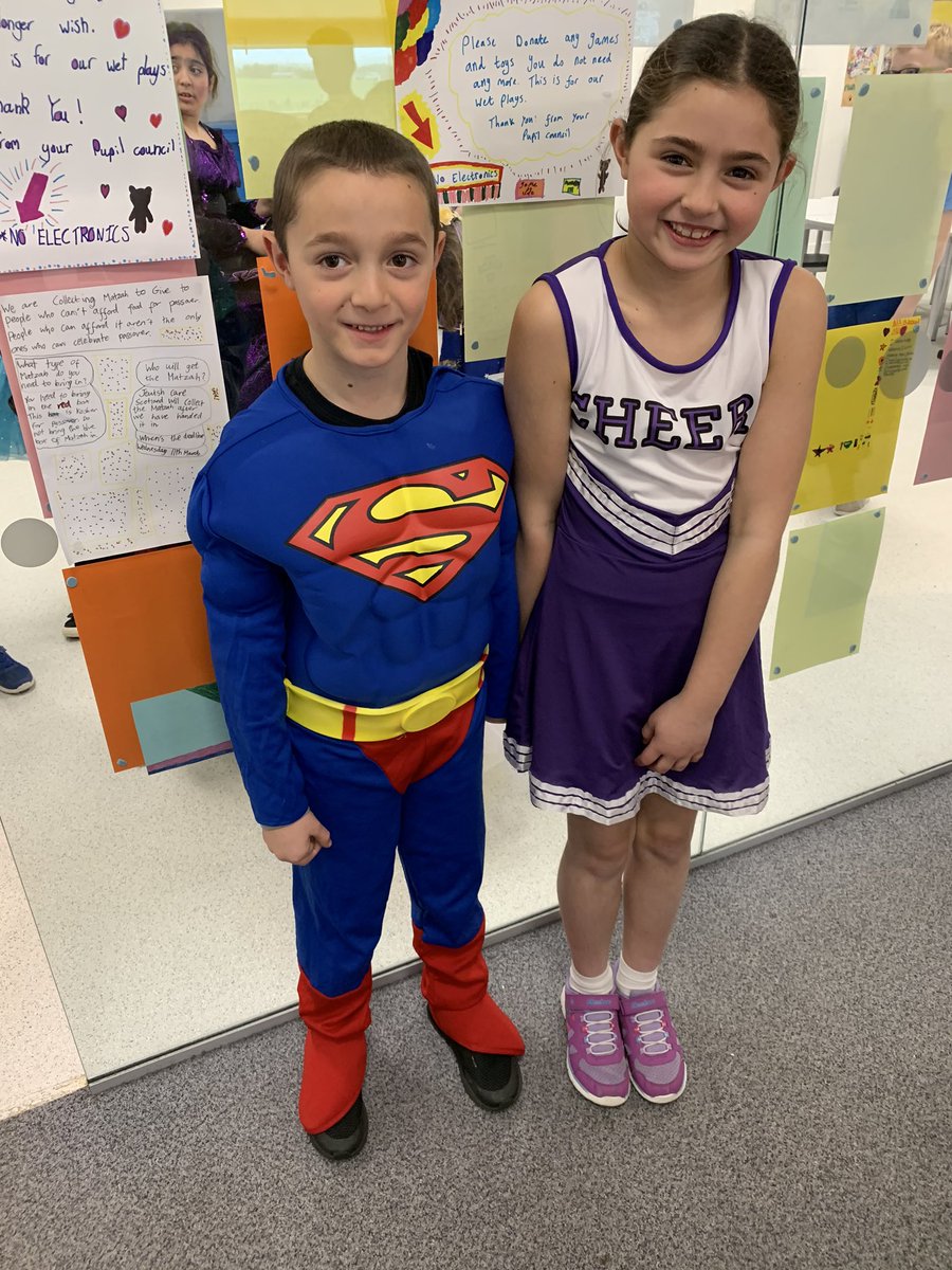 P5Calderwood's tweet photo. Siblings celebrating Purim at CWL 🎭🥳 #ChagPurimSameach #siblinglove #primaryfive #teamcalderwood @CalderwoodLodge https://t.co/aHFxgunP3i