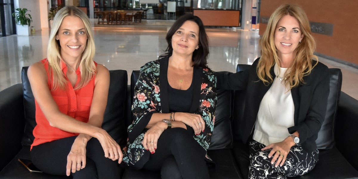 UCCoficial's tweet photo. Mujeres en gestión 👩👩‍💼👩‍💻 Conversamos con @GVeritier, Mónica Cingolani y Julieta Gallino, sobre lo que queda por hacer y los desafíos para alcanzar la equidad de género en el ámbito directivo. https://t.co/mCMEucVxUs https://t.co/Z3di7IheHH