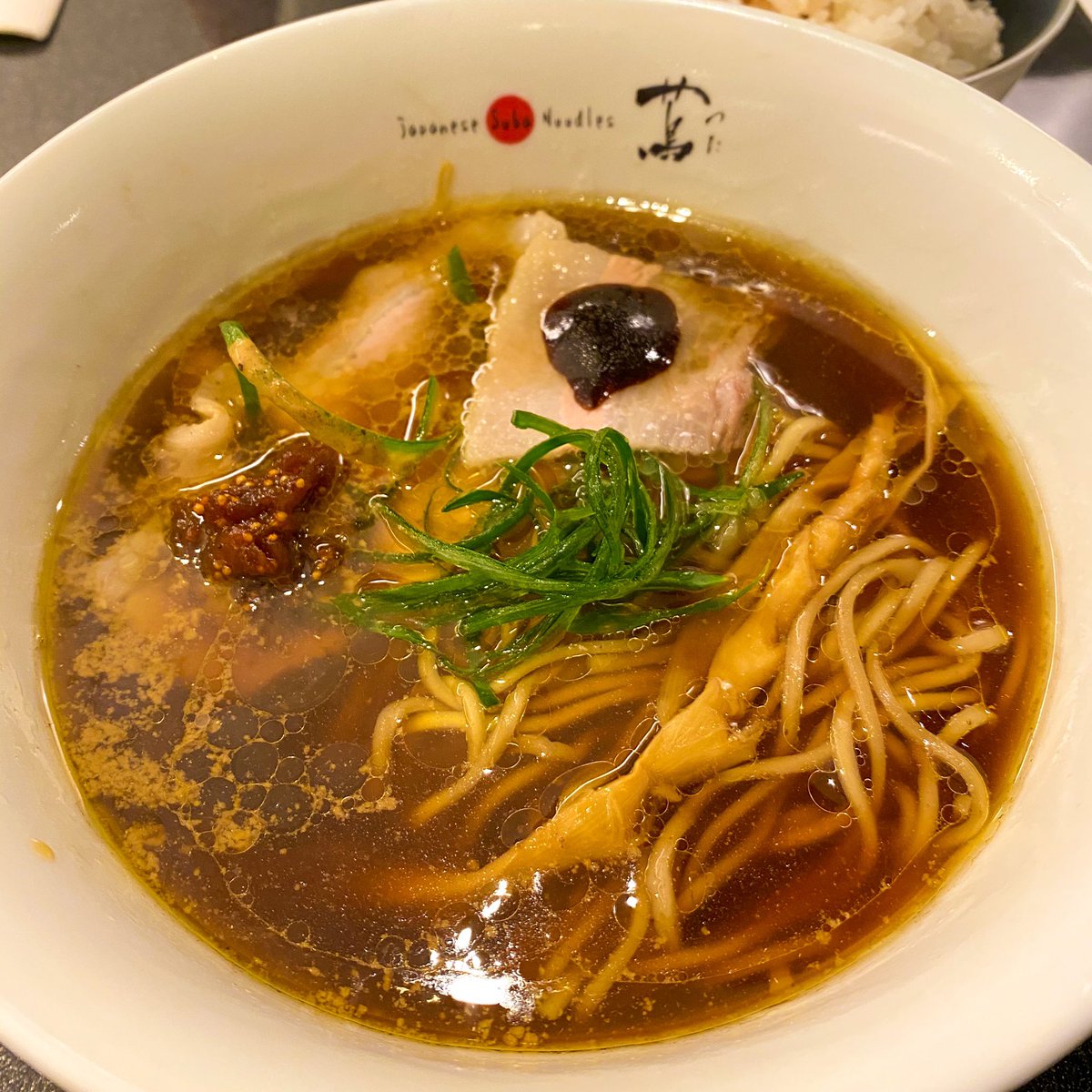 あんじょ On Twitter 代々木上原に移転した Japanese Soba Noodles 蔦 でランチ 移転後に価格が跳ね上がって一番安いラーメンが1 300円もするんですが 巣鴨時代の方が圧倒的に美味しかったな 残念で仕方がない 代々木上原で同じ価格帯のランチならすぐ近くの