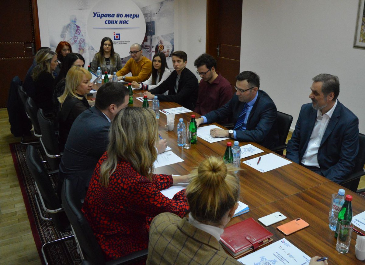 Добродошлица за прве студенте Правног факултета који ће стручну праксу обавити у @mduls. Верујем да ће им стучна пракса бити корисна и да ће увидети значај рада у државној управи, рекао је министар <a href="/brankoruzicsps/">Branko Ružić</a>