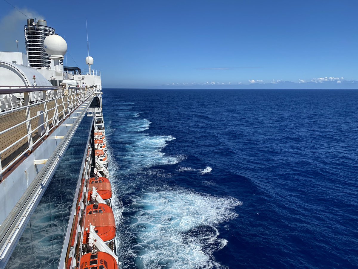 My day is going great. How’s yours? #seeyouatsea #hollandamerica