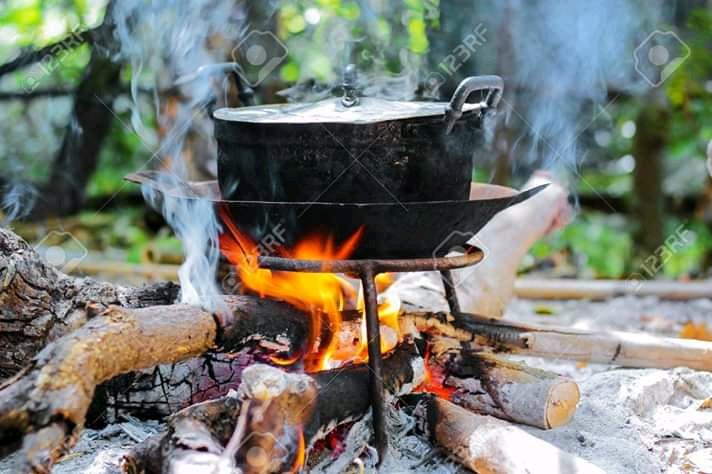 BORBOR_SLY's tweet photo. Stay tune the #Blackpot is coming ur way pon @zylofon1021fm with the #Airwave controller @Blakkrasta more π₯π₯π₯π₯π₯#TaxJam #TaxiDriverShow #AfricanHistoryClass #TimbuktuByRoad @mbanaanburidiba @EugenPeprah @odei_rasta @Selikemcephas1 @BlakkLionDeGen @shattawalegh https://t.co/RtCtZpziI5