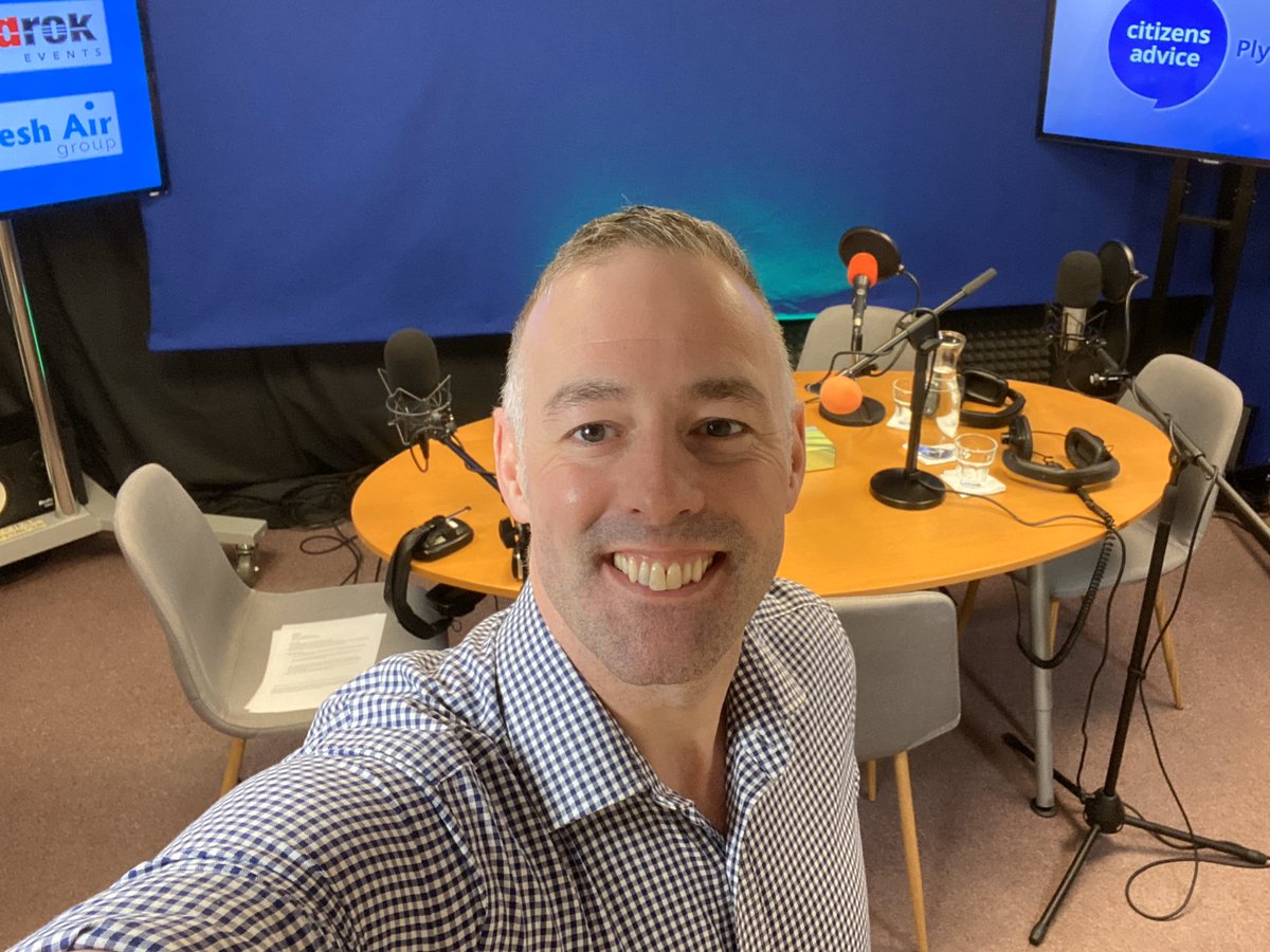 Sneaky #selfie in <a href="/freshairstudios/">Fresh Air Studios: IVR and Business Podcasts</a> Studio 3, as we await our guests for this afternoons recording of the first <a href="/DevonBizShow/">Devon Biz Show</a> #Podcast