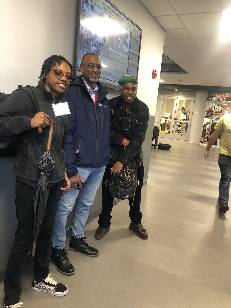 TechBates25's tweet photo. Southside ✅ In w/CoachDoug @LovejoyMs @KempCCPS @GT_GoSTEAM #ProjectChange2020 #InventionStudio @ATLSciFest https://t.co/hsCPD2PoHA