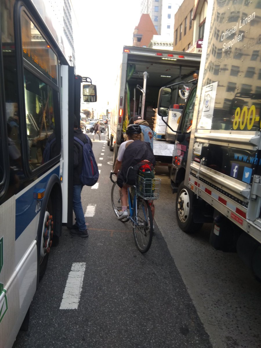 efm_pr's tweet photo. Back to bike commuting. Jay St is still a shit show. Cyclists and bus riders get the "migajas" of our streets. #fixjayst https://t.co/7W6bBs8cWn