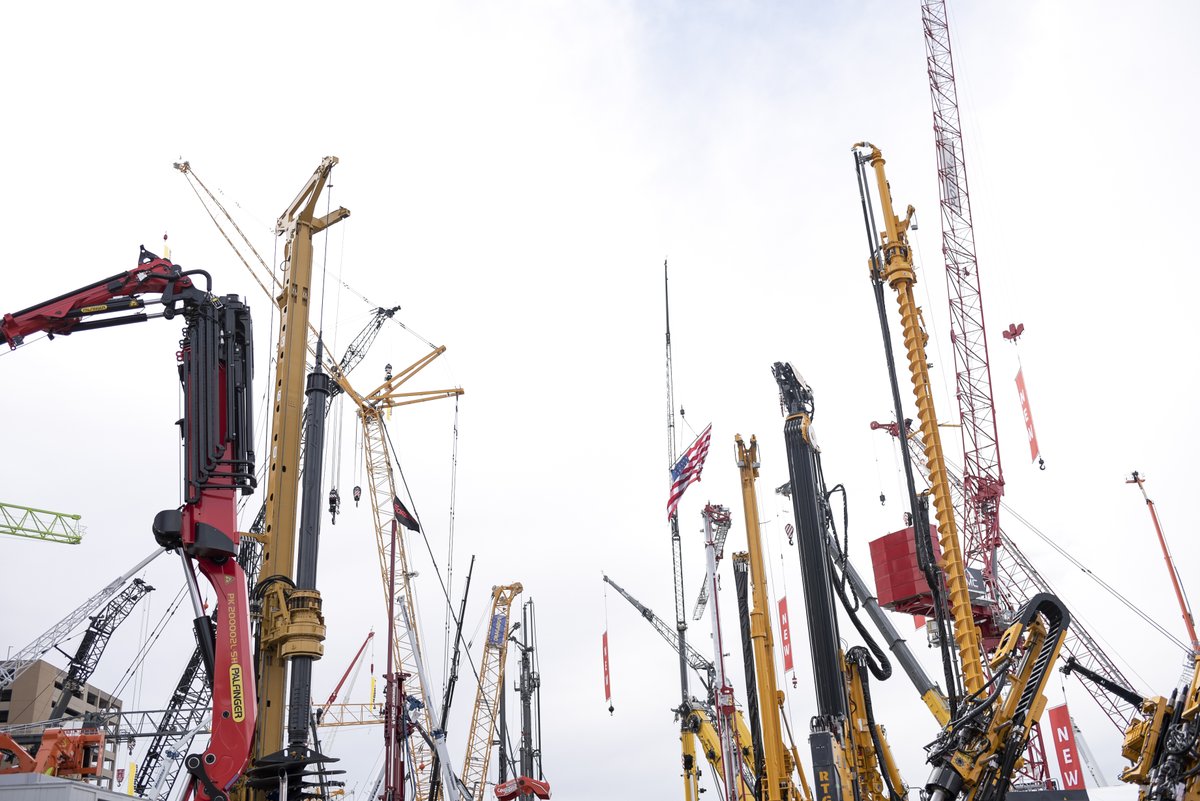 conexpoconagg's tweet photo. Welcome to CONEXPO-CON/AGG 2020! 💪🚨🏗 Who's excited? 👇 https://t.co/0uW11DGjpd
