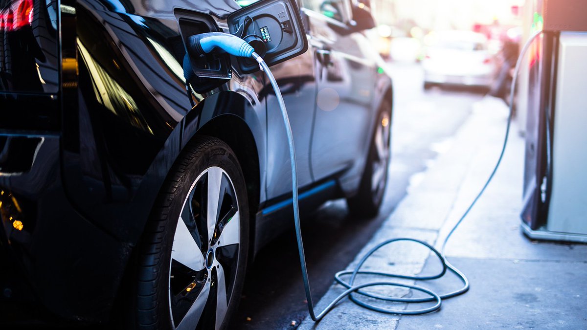 Lombard's tweet photo. Company cars: Why #ElectricVehicles make better financial sense thanks to an upcoming benefit-in-kind rate change https://t.co/weFQRpCFpV

#LombardEV https://t.co/yZc8iAWFti