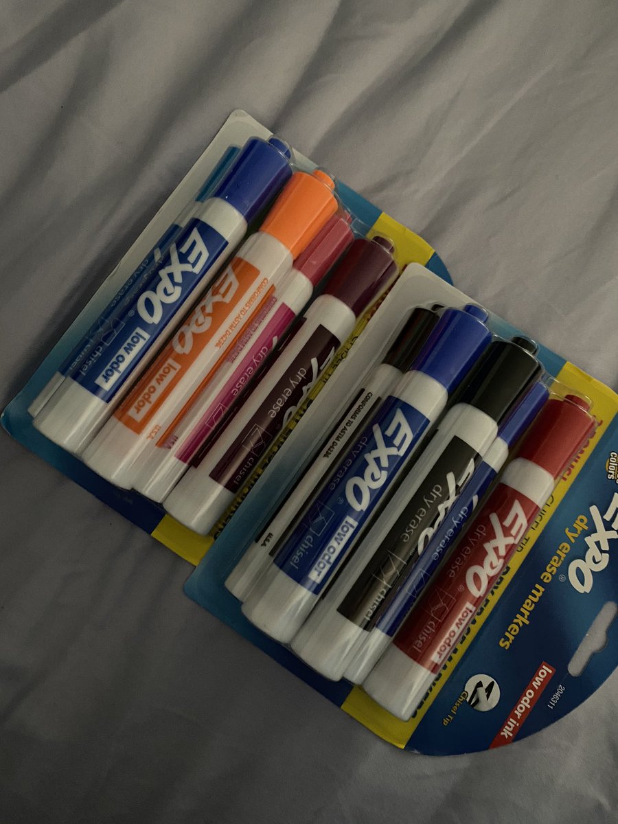 fryda valdes tweet media