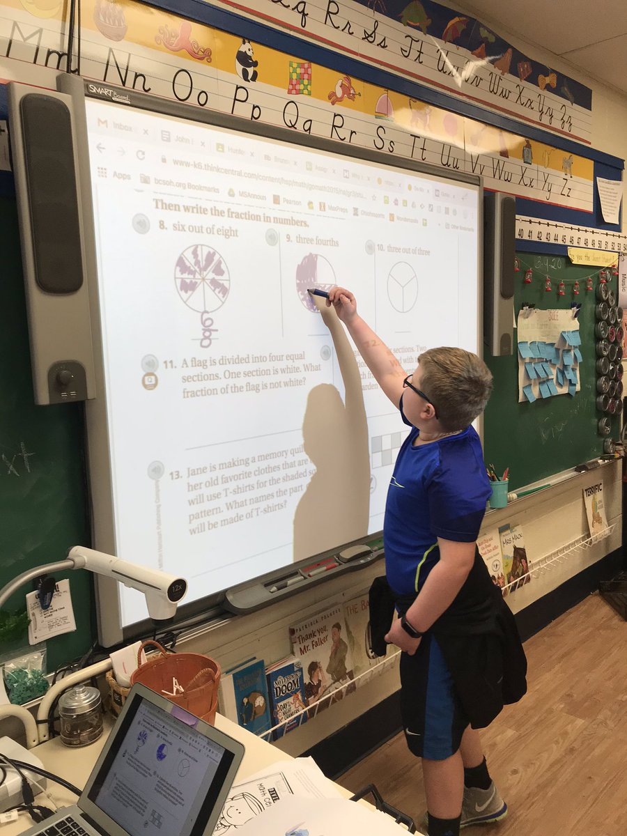 BCSDThirdGrade's tweet image. Fractions are our new love! #befabulous #smartboardfun