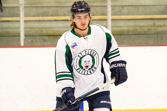#NAHL Commitment Alert: <a href="/Blizzard_Hockey/">Blizzard Hockey</a> forward Ben Ward has committed to play NCAA Division III hockey for <a href="/buroyalsmhockey/">Bethel Royals Men's Hockey</a> nahl.com/news/story.cfm…