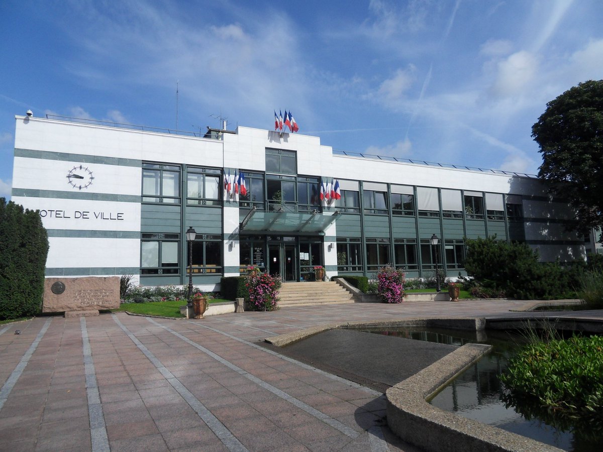 Création d’un guichet unique, développement des démarches en ligne, réalisation d’une plateforme d’open data… Au cours des prochaines années, nous faciliterons l’accès des habitants aux différents services publics, en recourant aux ressources du numérique. #Antony