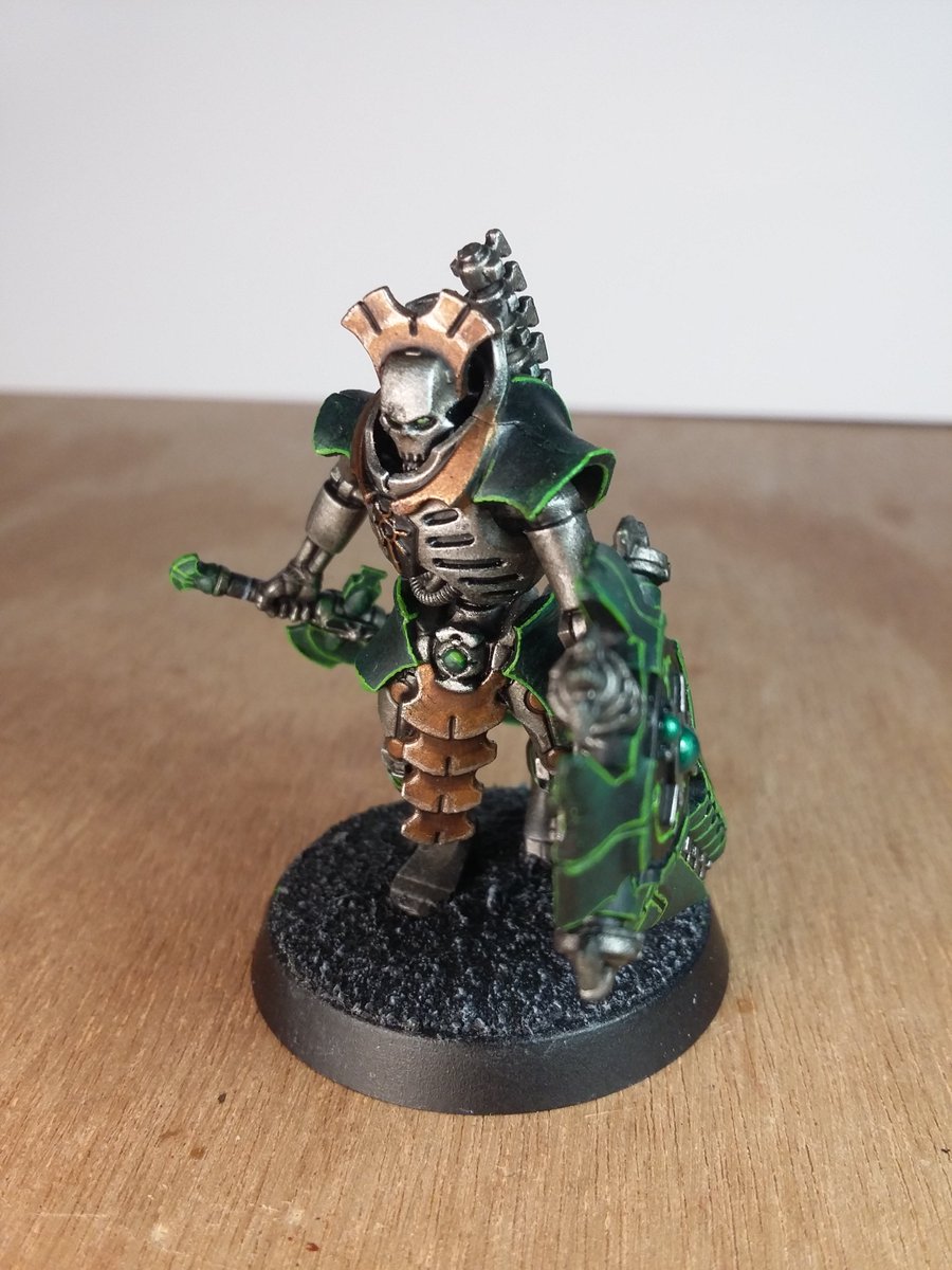 Muttork1's tweet photo. Finally done with the last lychguard!
#Warmongers #necron #necrons #lychguard #wepaintminis #forgebane #warhammer40k #GamesWorkshop #PaintingWarhammer https://t.co/RR1EBO9S2Z