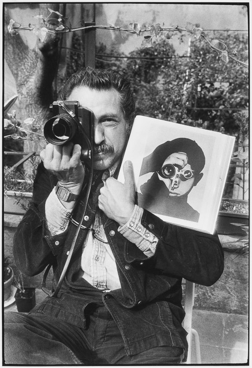 When photographer Dennis Stock visited his friend Willy Ronis at his home in L'Isle-sur-la-Sorgue, March 14, 1980, he told him that Andreas Feininger's famous "The Reporter" was actually a 1951 portrait of Stock himself. Ronis brought out his Life "Camera" book & took this shot.