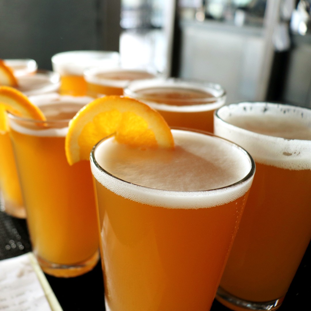 Take in the Super Moon tonight while sipping on a Blue Moon! Head up to the rooftop for dollar off a Blue Moon on the patio! 

#RenHotels #RenaissanceToledo #TheHeightsToledo #BlueMoon #SuperMoon