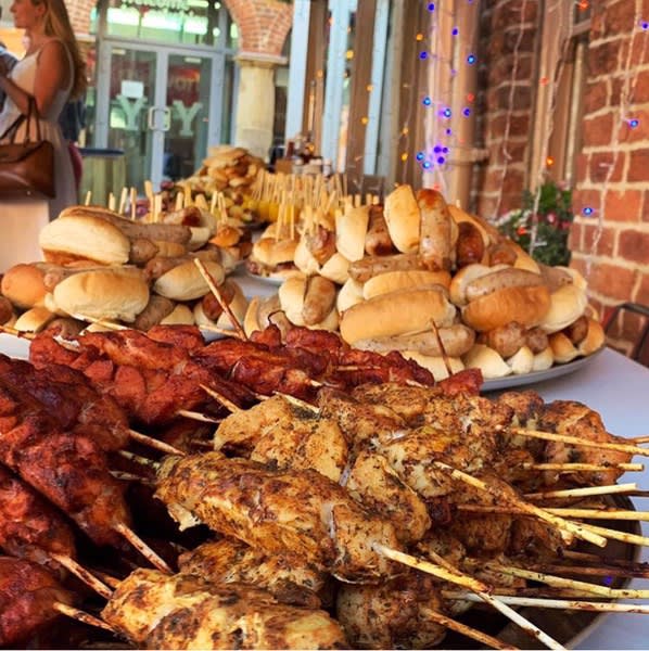 MidnightBellLds's tweet photo. We can’t wait for BBQ weather 😍☀️#leeds #leedspub #leedslife #leedsliving #eatleeds #privatehireleeds #summerinleeds #westyorkshire https://t.co/uRezhTiHfc
