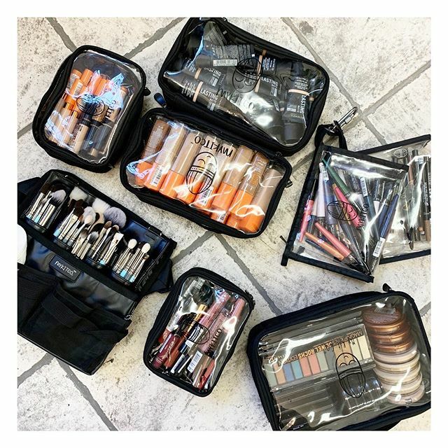 How to pack a capsule kit like @jamesmolloymakeupartist 1 X MY TWIN CANVAS POUCH 2 X MY MINI TWIN CANVAS POUCH I X MY CANVAS POUCH 1 X MY PVC TRIO 1 X MY BELT BUDDY #MYKITCO #makeup #beauty #makeupartist #mua #getyourkittogether ift.tt/39EOYJl