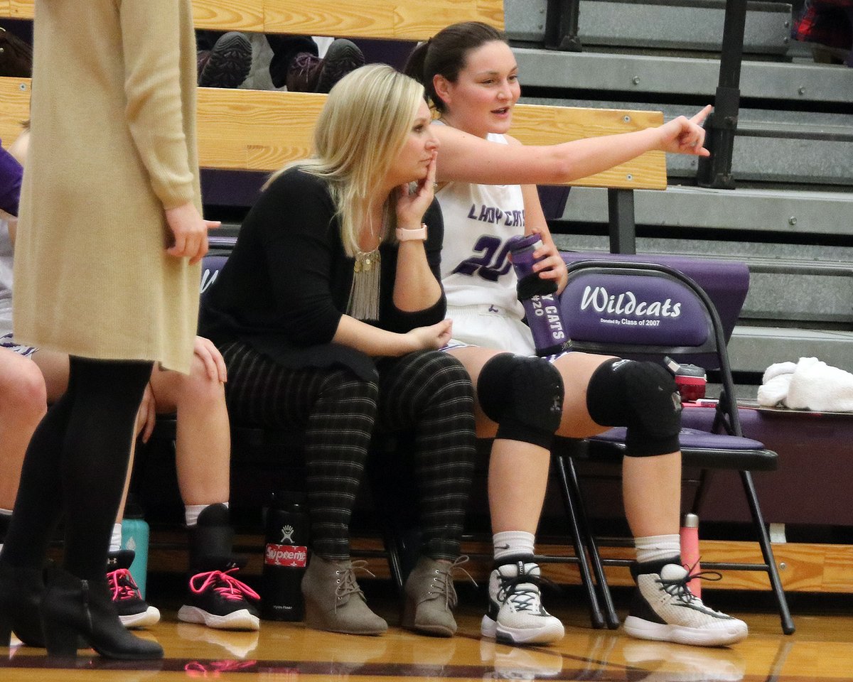 andysportscribe's tweet photo. Louisburg High School business teacher Adrianne Lane was officially hired as the school's new girls head basketball coach following the USD 416 Board of Education meeting last night. Lane will take over for Shawn Lowry, who resigned earlier this year. Best of luck to @MrsLaneLHS! https://t.co/YyWaHKdMWO