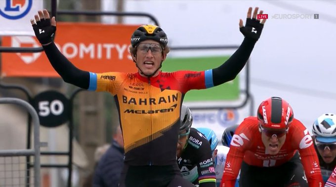 #ParisNice - etappe winst voor de Spanjaard Garcia Cortina 
bit.ly/39JFzjy