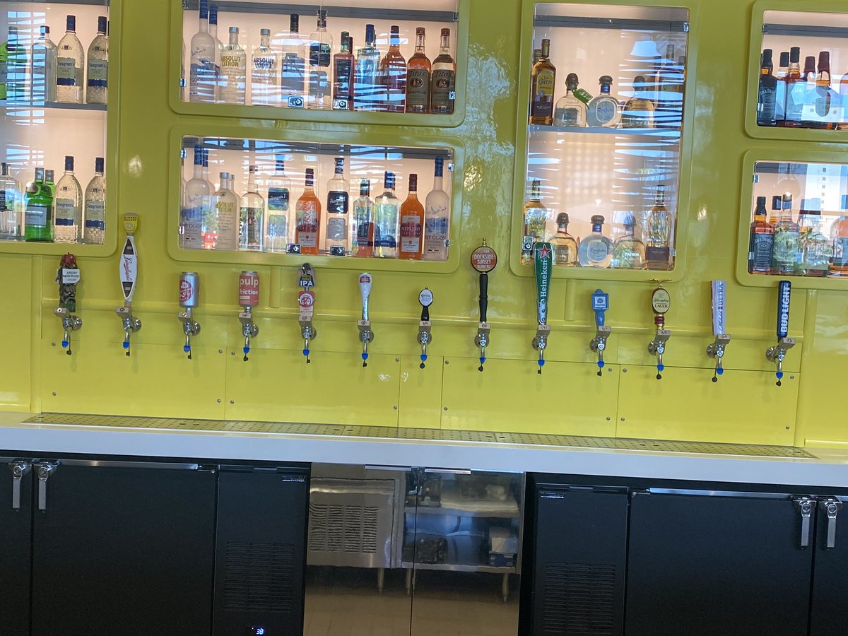 Attractions's tweet photo. A look at which beers are on tap at #DocksideInn @UniversalORL https://t.co/pWJi1oCv4m