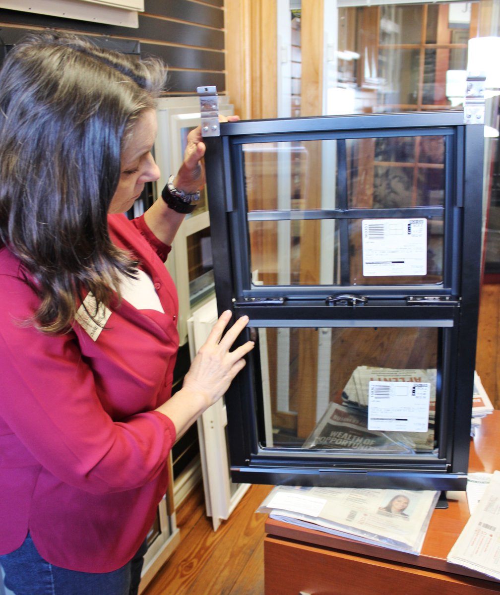 GroganSupply's tweet photo. Long-time employee and sales professional Diane Easley, poses with one of the newer entries to our inventory of windows at Grogan Building Suppy. Remodeling? Building new? Contact Diane! 2419 Yale Street. 713-862-6623
#groganbuildingsupply #since1886 #sehablaespañol #windoes https://t.co/ALfjh0b90Y