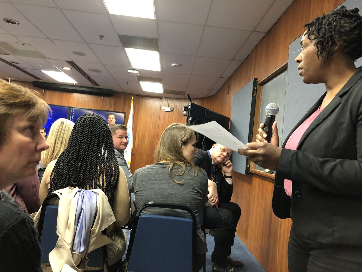 ClaasEhlers's tweet photo. Great work by @fpnational Affiliates at #HUD making the case for prioritizing #familyhomelessness, services &amp; local control. Rasheena Bungy of @FamilyPromiseDE and @macduggan of Bergen along with @FPNortheastRD. https://t.co/fFHdAURdvs