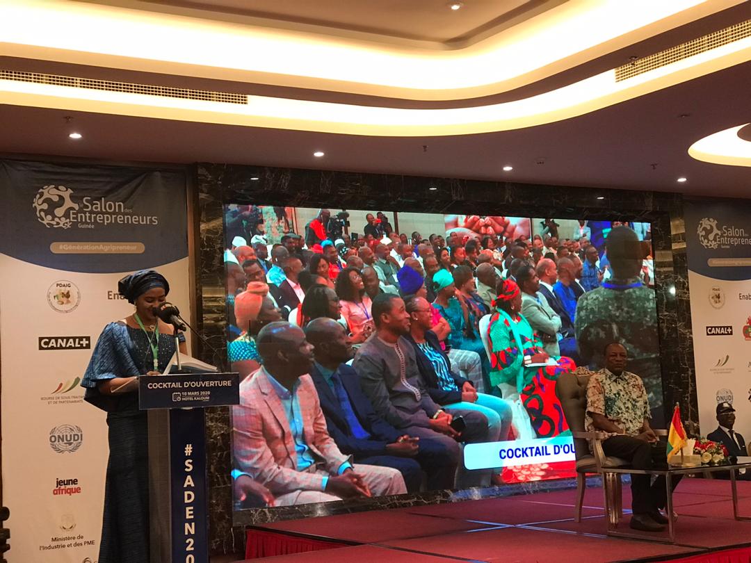HannKeita's tweet photo. #INTEGRA_GUINEE #Lauréate du #SADEN19 et bénéficiaire @GuineeIntegra prononce son discours au #SADEN2020 au nom des #entrepreneurs #Guinee.
#SADEN2020. 👏👏👏 #initiateurs @SADEN_GN https://t.co/WknKBqXzzv