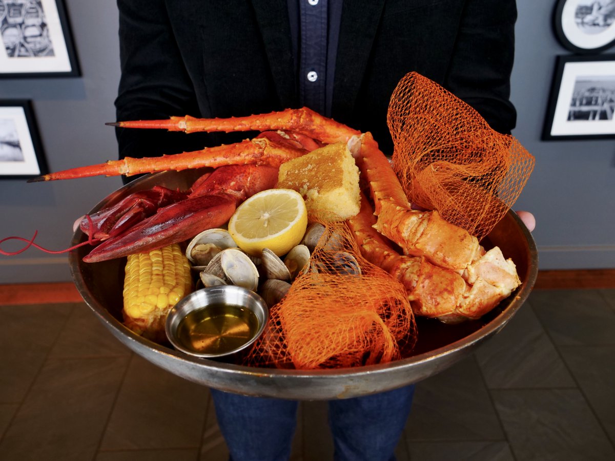 So good, you'll have to #SEA for yourself! #seafood #seafoodboil #crab #lobster