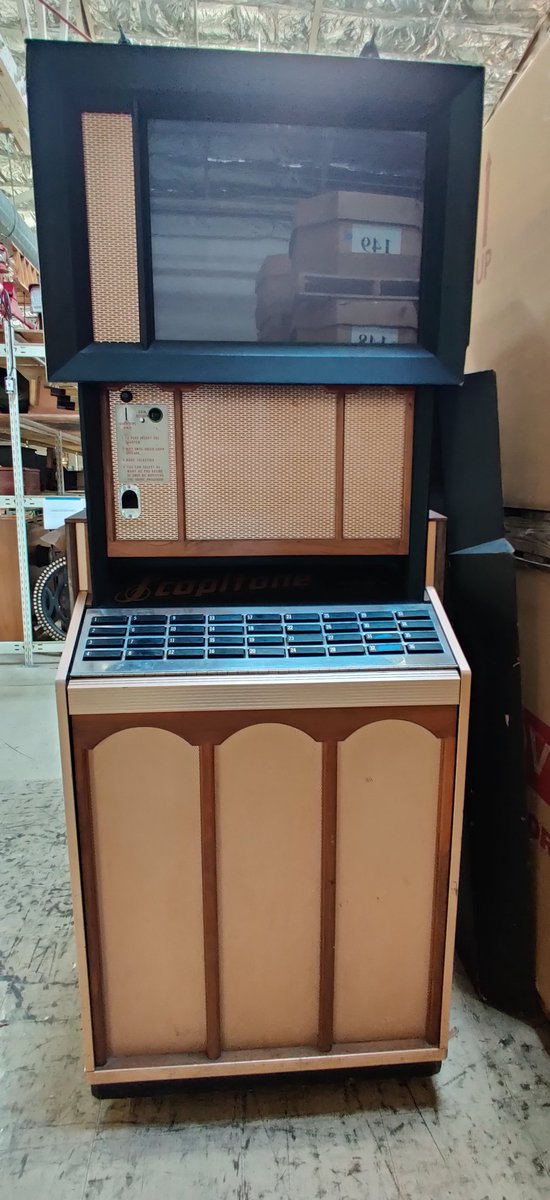 dantodd's tweet photo. I need to get better pictures but one of the coolest artifacts @MuseumAmerican  has in our collection is this 1950's/60's Scopitone  film projector movie jukebox. I'll post more of the internal workings. It's amazing https://t.co/Bj66dl5ZQc