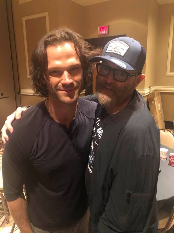 Omundson's tweet photo. #gratitudeTuesday.  and I am grateful for  @cw_spn  which has brought amazing dudes like @jarpad  into my life❤️ #SPNFamily https://t.co/WtVdSHf4Yj