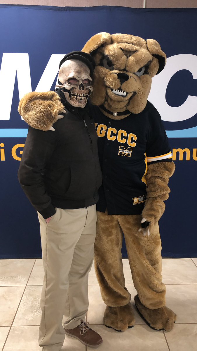 MGCCCRecruiting's tweet photo. Scary things happening at JC! #JuniorDraft2020! 😖 https://t.co/e6sw7zT1BO