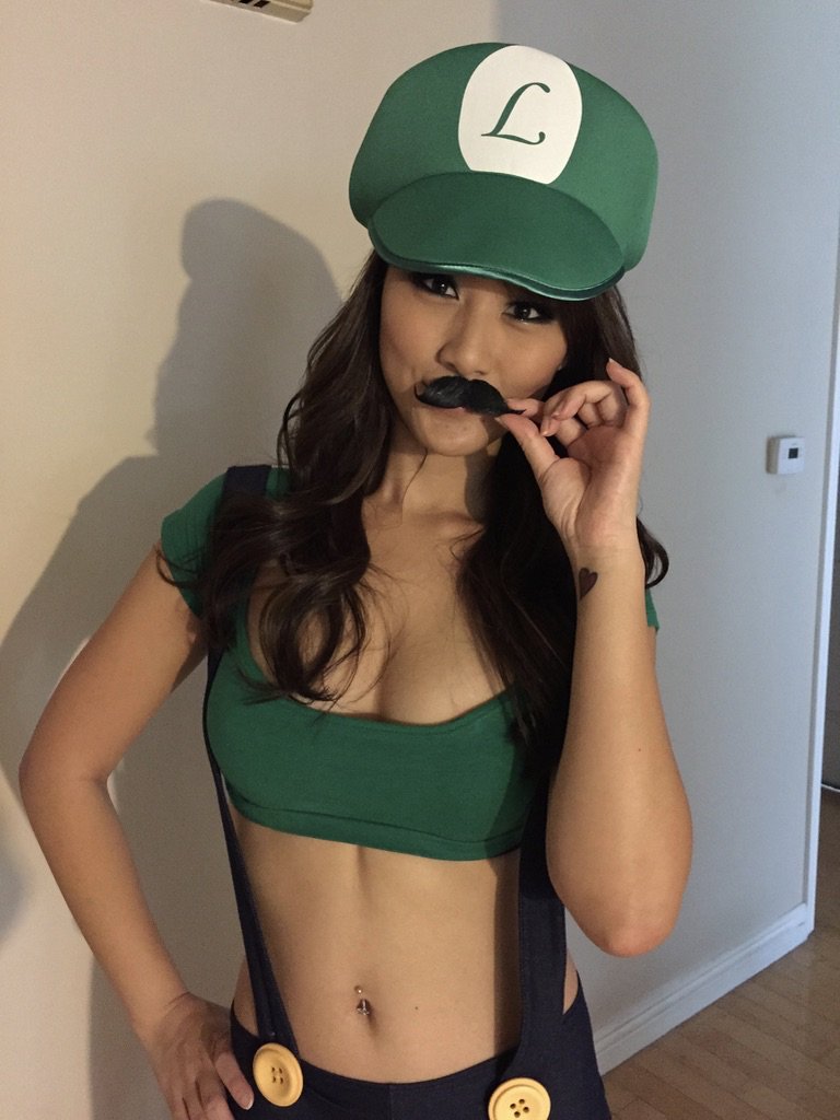 I know today's #MarioDay but can Luigi get some love too? (Taken back in my raver girl days haaaa) #raver4lyfe? https://t.co/Yc5ZsSPO7y