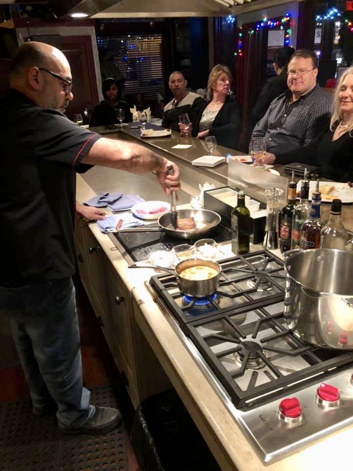 ChefFeker's tweet photo. The language of food is universal. Stop in for an experience you won’t soon forget! #ChefsCounter #Milwuakee #foodie https://t.co/S0Qdb4GU4Q