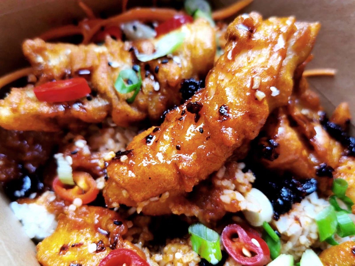 Pokusevskis's tweet image. **** 11 March  - @NasiLemak_MCR returns to Pokusevski's, #HeatonMoor  **** 

#Malay #StreetFood #Vegan #Vege #Meat #Glutenfree #Options 

Please ask for extra fresh chillis if you would like to turn the heat up.

See you then! 

Jim and Zoran X