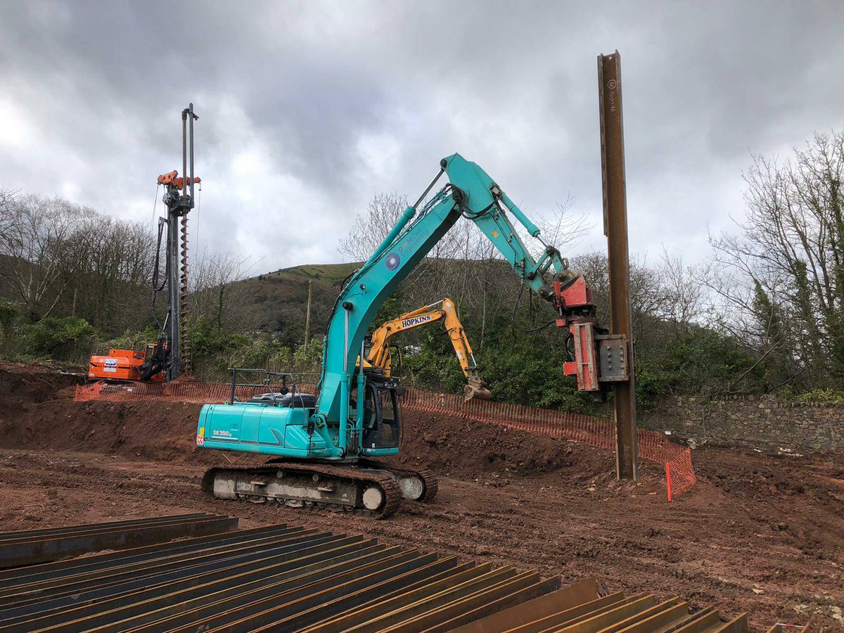 DWM_Civils's tweet photo. New site, new client. DWM employed to design and install permanent king post wall in Malvern. Works being carried with Soiltek S80 and Kobelco SK350 and Movax SG75v. #allunderoneroof #deliveryingprojects https://t.co/FSUr58lMeX