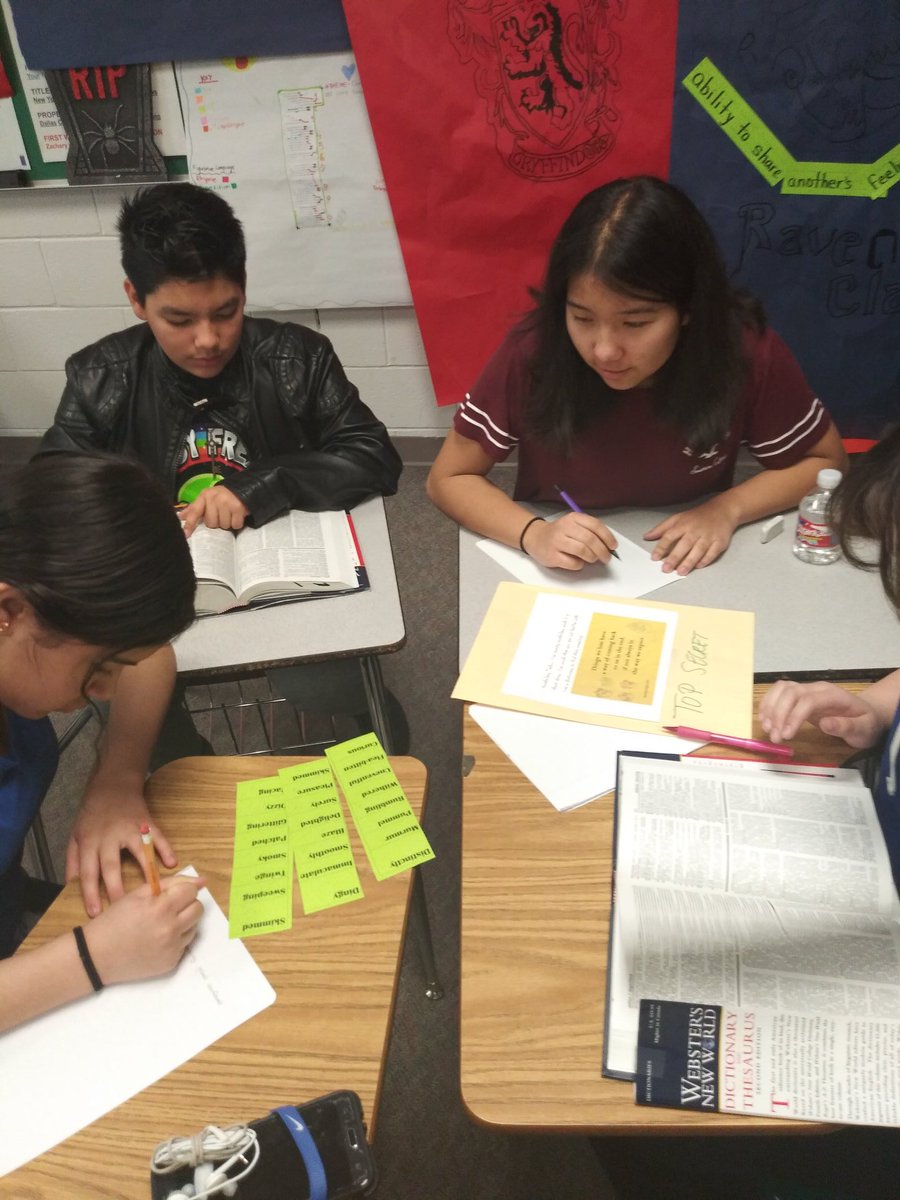Melissab_JHS's tweet photo. Harry Potter stations enrich students in inferential skills, word study, descriptive language, and sentence order! Oh😮 and Arithmancy coding!!!!📝Moose on the loose😉👍
#TeamSISD @Montwood_MS https://t.co/V2pr2TPoqY