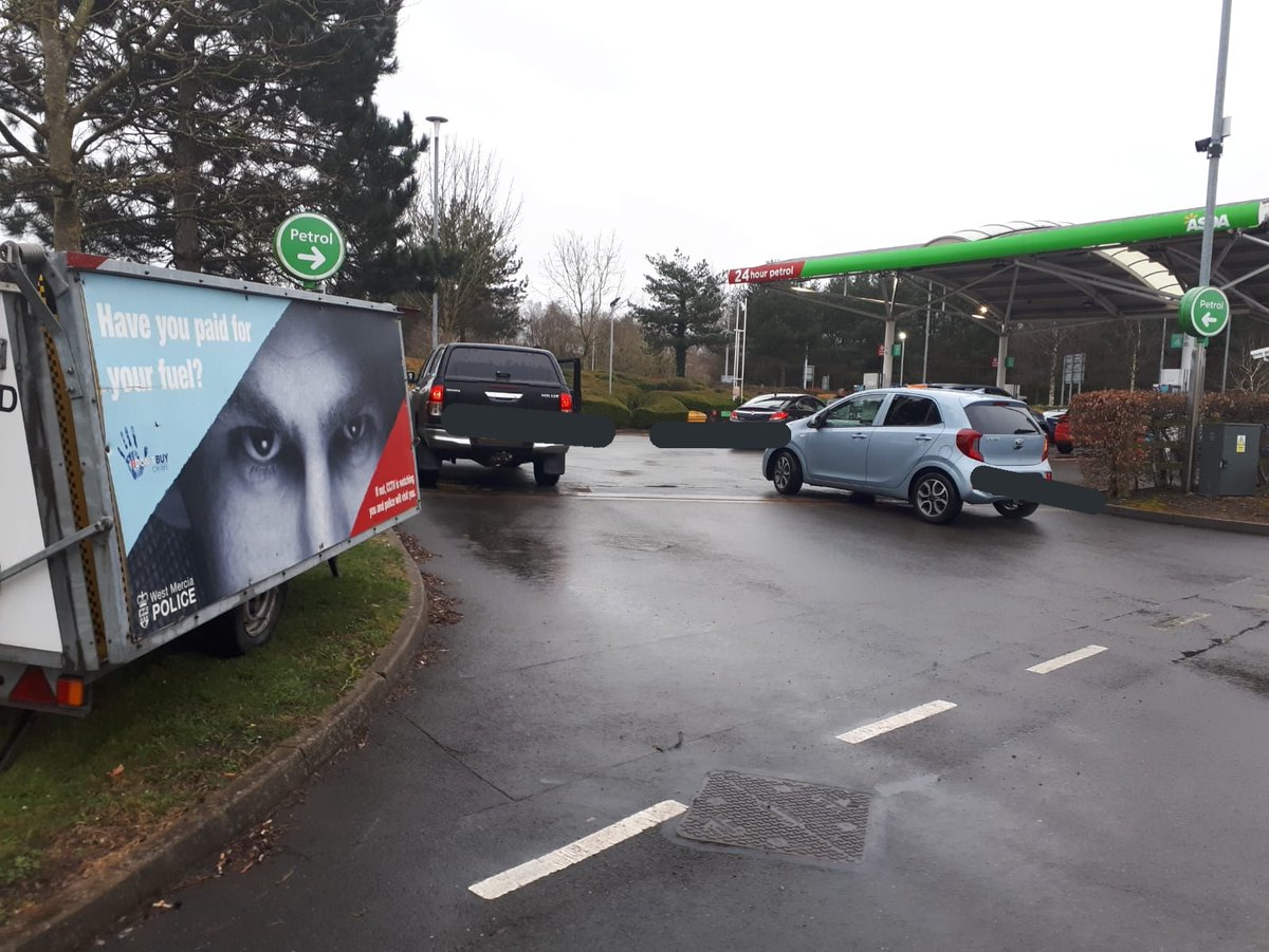 WeDontBuyCrime's tweet photo. Its still working
@WMPBusinessMatt
Fuel thefts are down again this year in Telford and Shropshire 👍 #ReducingDemand #SaferRoads #Saferpeople supported by @WestMerciaPCC John Campion @CSuptHarding @SuptMoLansdale @TelfordCops @ACCGeoffWessell @NorthPSH @PettitDamian https://t.co/rrCYdZy9Pf