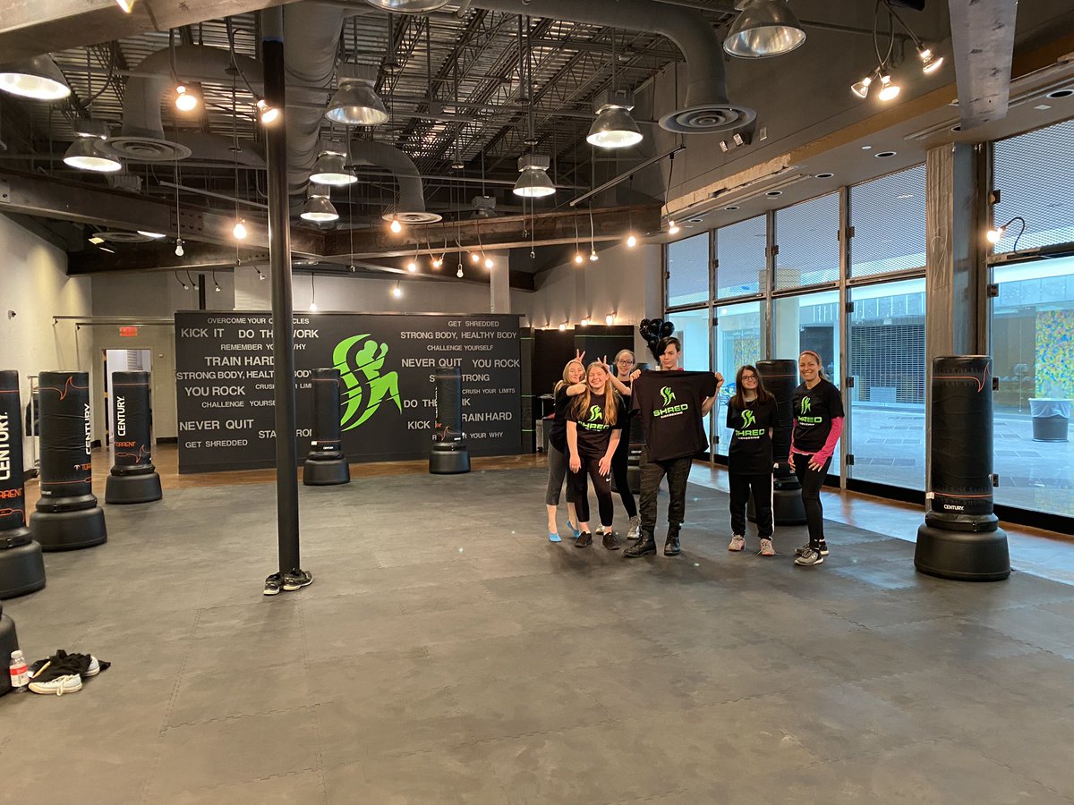 esmphysed's tweet photo. New unit, Shred Kickboxing at shopping town mall!  Great class, great instructor, check it out! https://t.co/bGoh2OGTBd