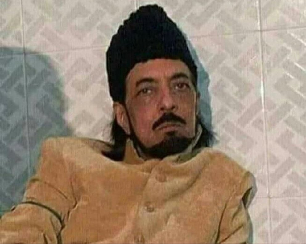adil_dar213's tweet photo. Zalmi Fans at the moment 🤣🤣
#LQvPZ  #PzvsLQ https://t.co/IQiVGo4I8W