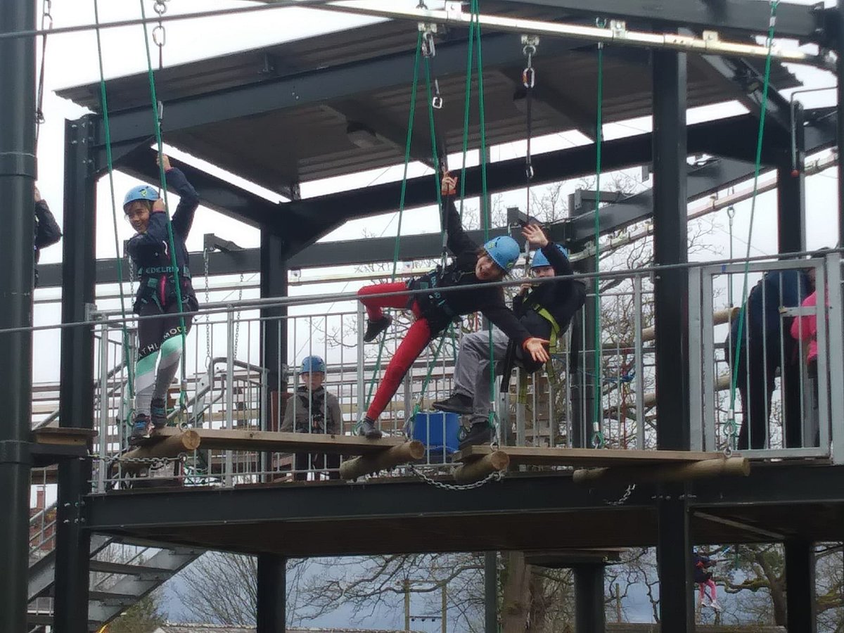 malvernprimary's tweet photo. Confidence Building || Taking risks and enjoying it!
#MPS
#Dare2Fly
#WeAreThrillSeekers
#NoLimits https://t.co/wKN7hoKf9p