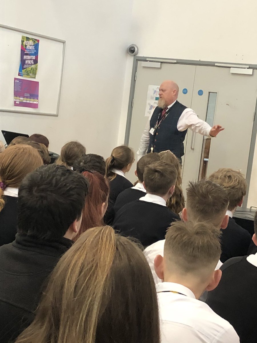 Diolch <a href="/RustySeeney/">Mr Seeney</a> for the engaging and informative assembly this morning on the dangers of plastics in our oceans. <a href="/NewportH/">Newport High School</a>