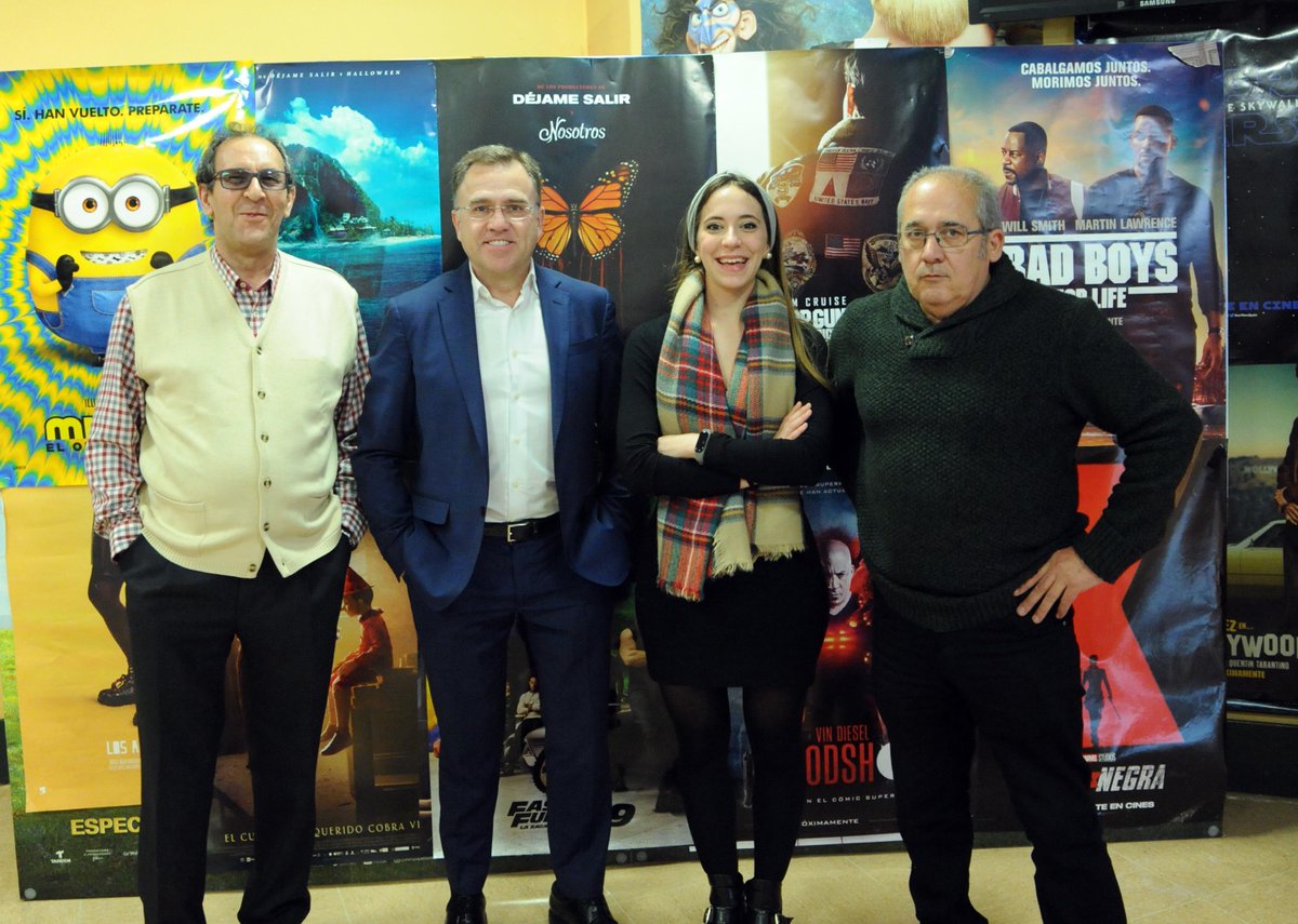 FestivalCineMed's tweet photo. 🎥-Esta tarde arrancaba también el ciclo que la #33SECIME  #ElCinedeCastillayLeón. Su jurado, formado por medios de comunicación locales, no ha faltado a la cita. https://t.co/v5s1rYBNIv
