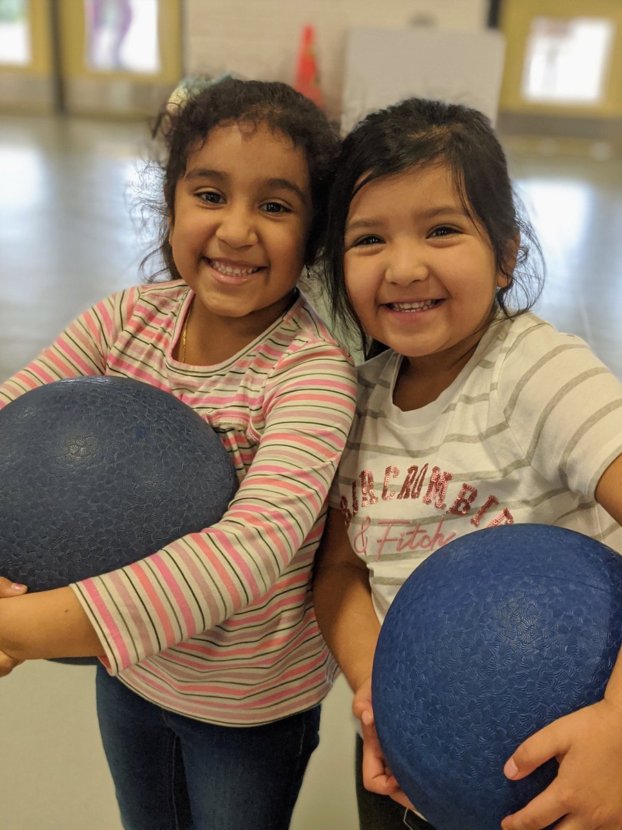 lckdarkhorses's tweet photo. Practicing Repetition with Basketball skills in P.E. while students complete Fitness Renaissance activities with Mr. Smith! https://t.co/i4kpxbq7fC
