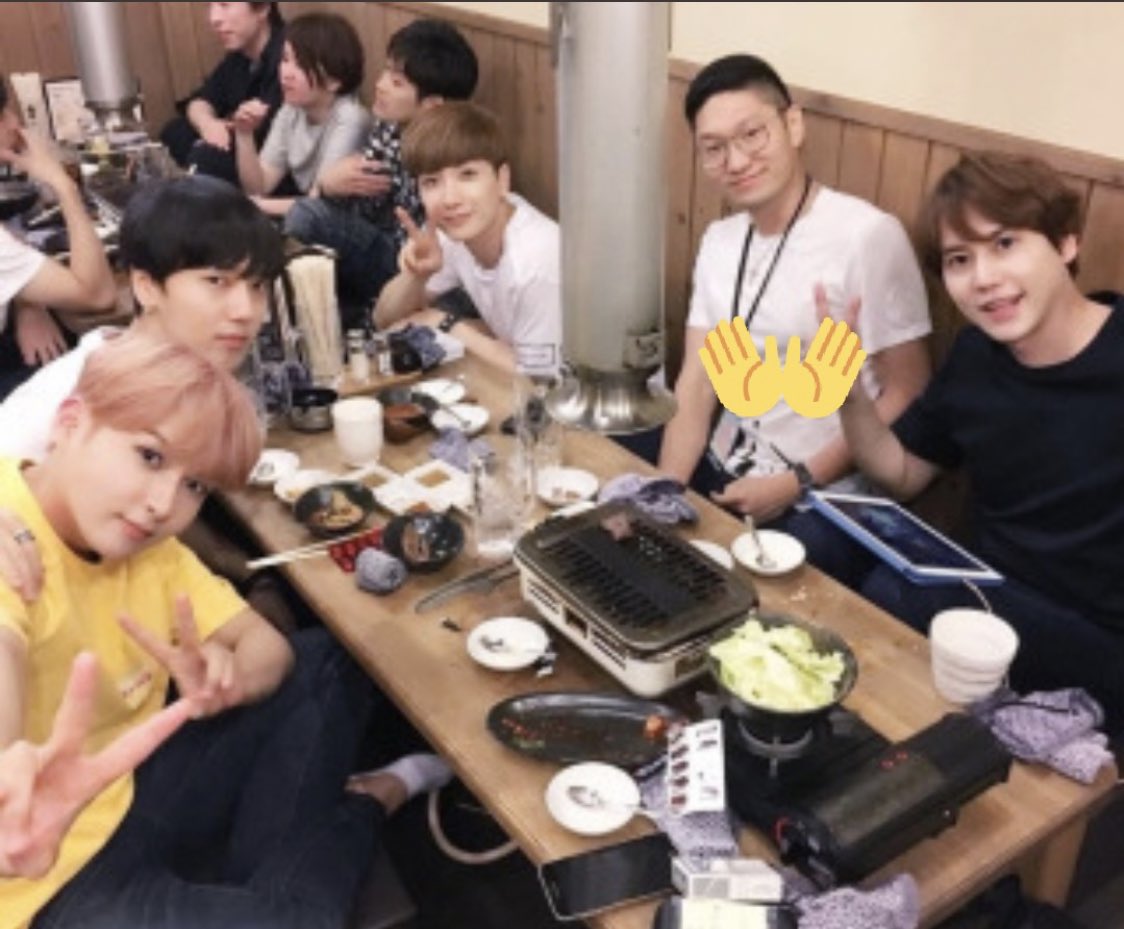 relatablesj's tweet photo. are suju finally taking over SM? https://t.co/4WVycMA66L