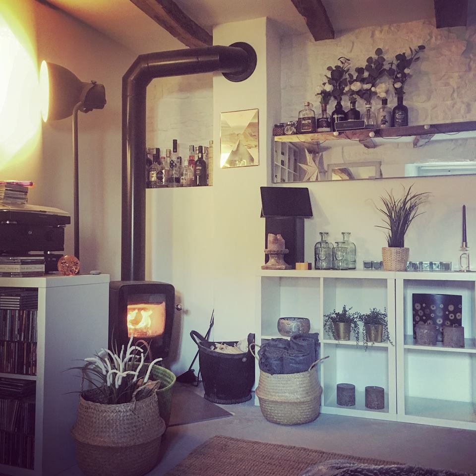 Spring might be in the air during the day in #Istria, but it's still chilly enough in the evenings to fire up the #DovreVintage #woodburner, our #retro beauty from <a href="/TheStoveRoom/">The Stove Room</a> #Didsbury. She may be small, but she's powerful. #dovre #thesnug #interiors #whatwelove