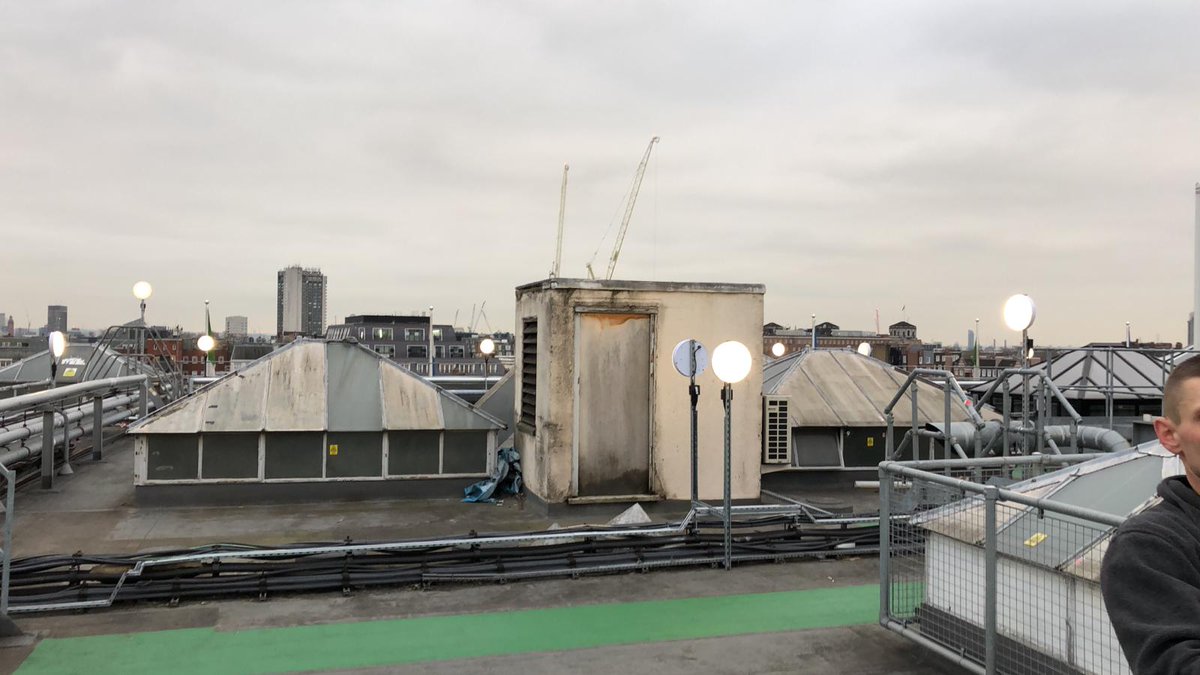 GreenLightElec's tweet photo. Congrats to our engineers for installing these 350 lights to improve visibility and creating a safe walkway on the roof at @Selfridges Working through rain or storms! 💪👌
#GreenLight #Mechanical #Electrical #Construction #Compliance #Project #Commercial https://t.co/7E2eDpjDGg