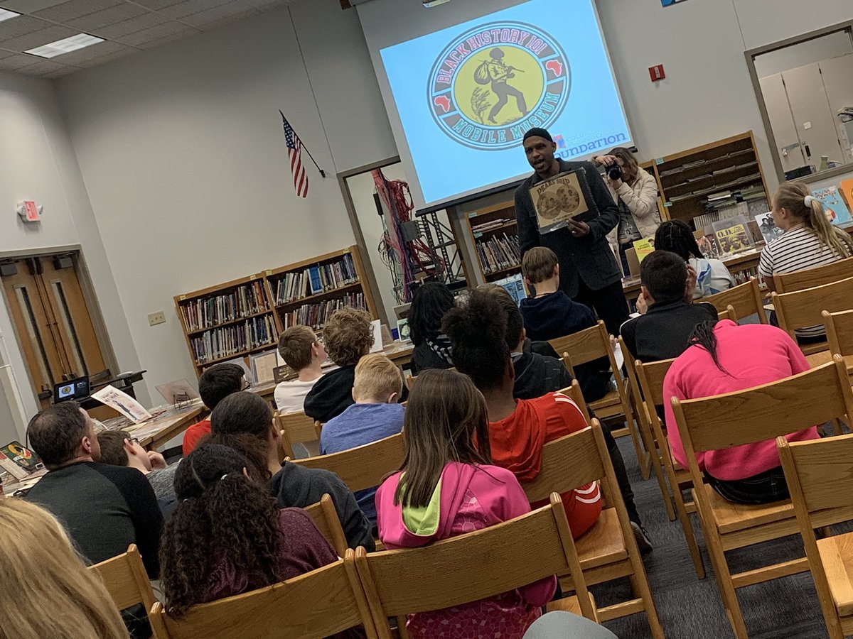 cpslearns's tweet photo. Thank you @theCPSF for funding the Black History Mobile Museum for our #cpsbest  @SmithtonMC #leadtheway @CPS_SS https://t.co/PM7OqcTJ0b