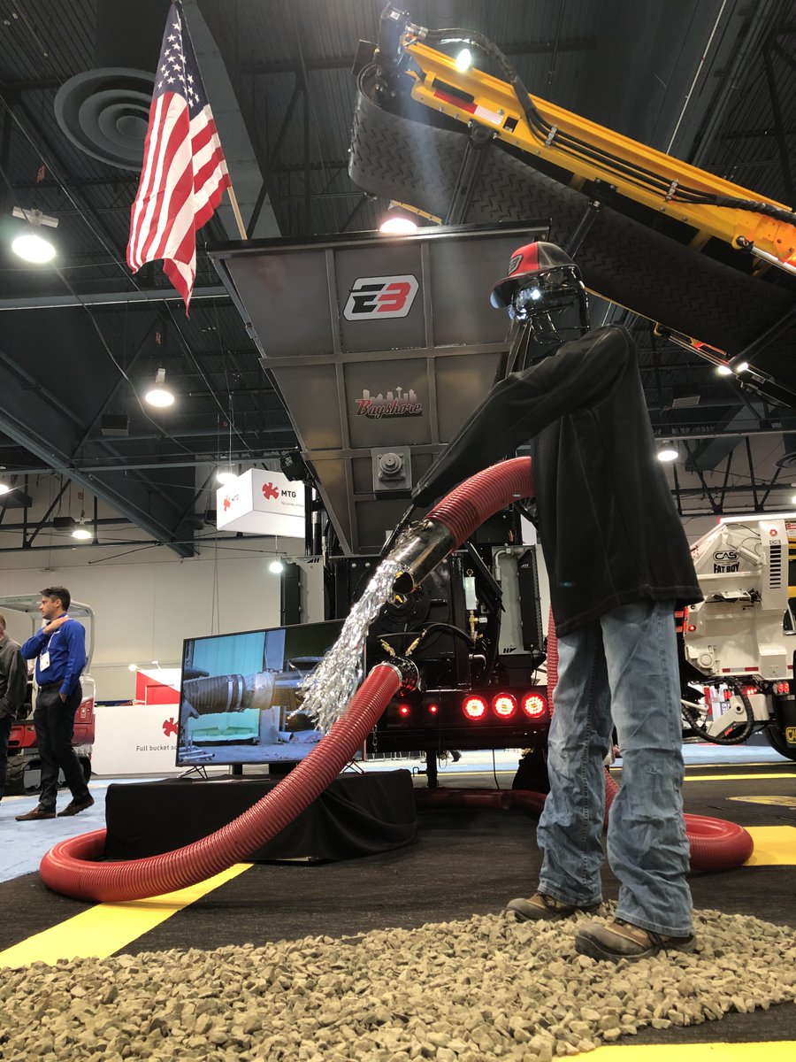 ExpressBlower1's tweet photo. #BarneyBlowerman is all geared up for @conexpoconagg  and is now welcoming attendees to booth C22721. Attendance looks great! #nofear #FistBump  Learn how  #expressblower machines (new or used!) can help your business move material more efficiently. #CONEXPOCONAGG #blowertrucks https://t.co/pHCYEbLXsA